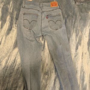 Slimming Skinny Levis size 27 (4)
